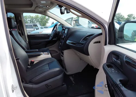 2015 Chrysler Town & Country Touring-L from USA, damaged, VIN 2C4RC1CG9FR573863